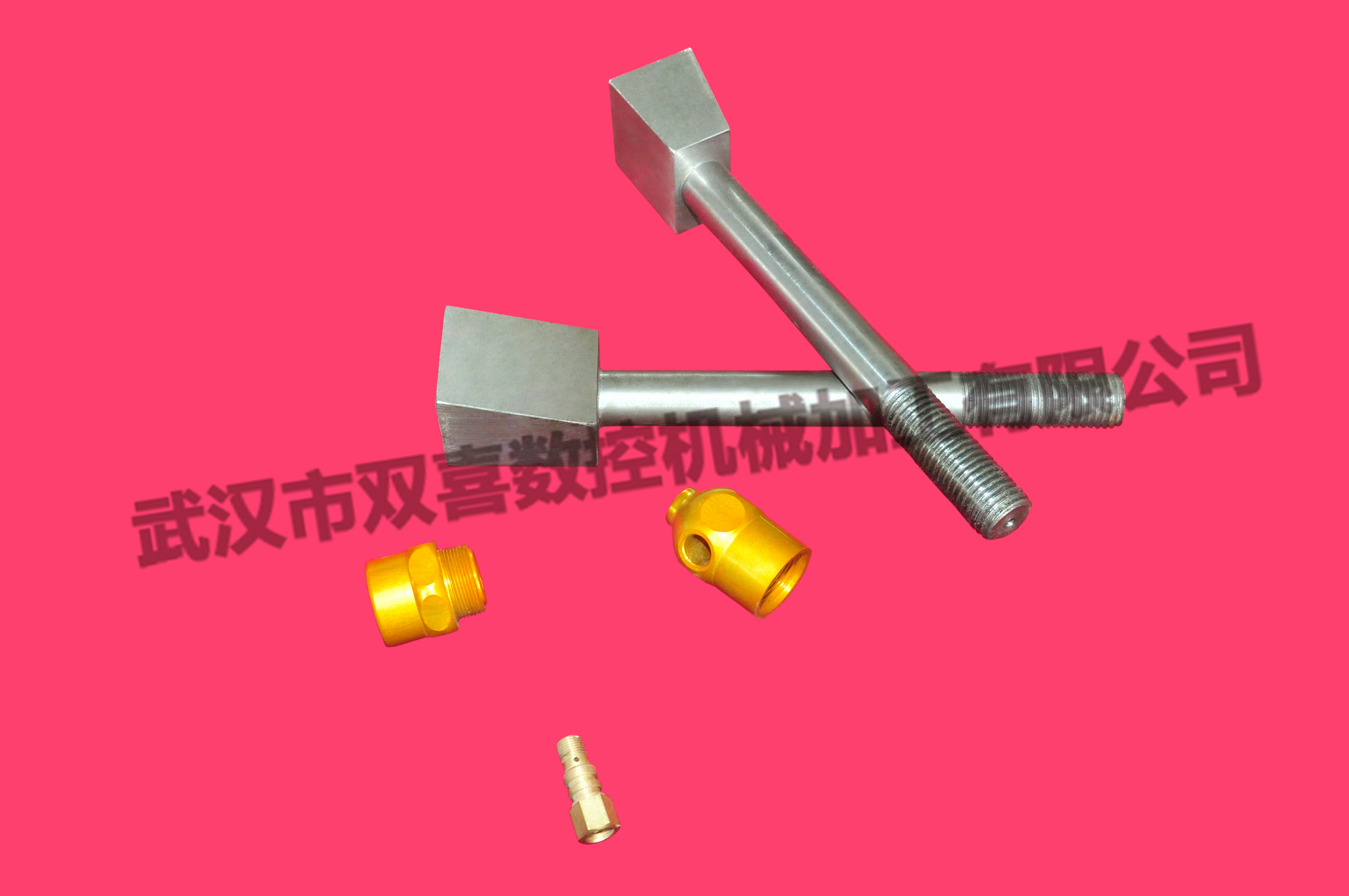 武漢光穀鈑金廠迎來首批工業雲機器人
